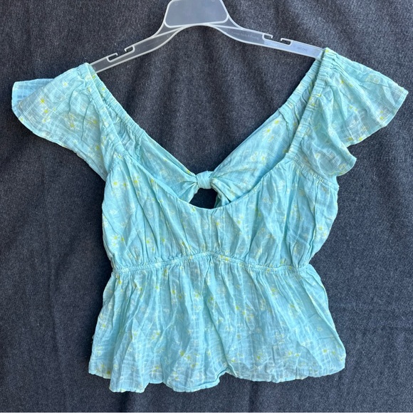 American Age Tops - American Eagle Women’s Large Top‎ Cap Sleeve Floral Daisy Baby Doll cottage